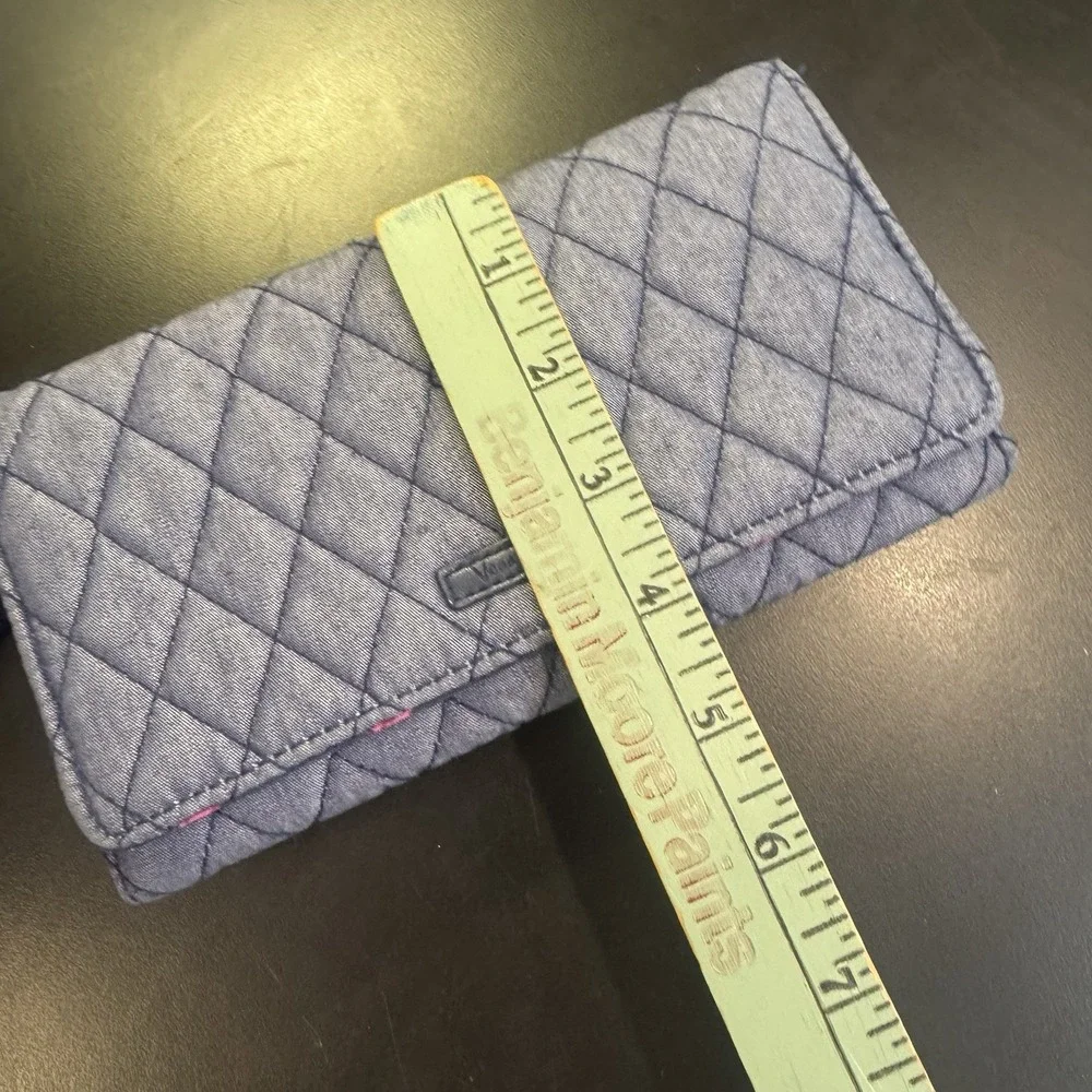 Vera Bradley Quilted Wallet Wristlet‎ Gray RFID Protection